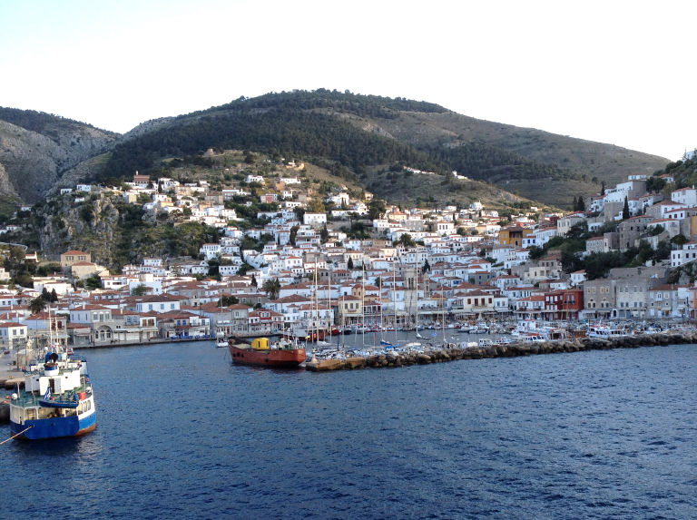 The port of Hydra